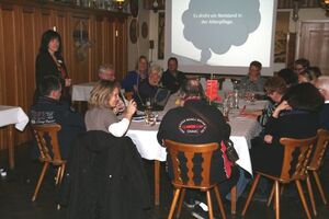 Susanne Stock, Leiterin des Seniorenzentrums, war die Referentin zum Thema Pflegestufen.